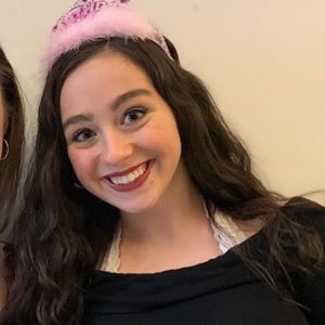 Meet your Posher, Abby